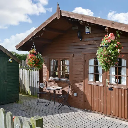 Holiday home Hedgehog Meadows *